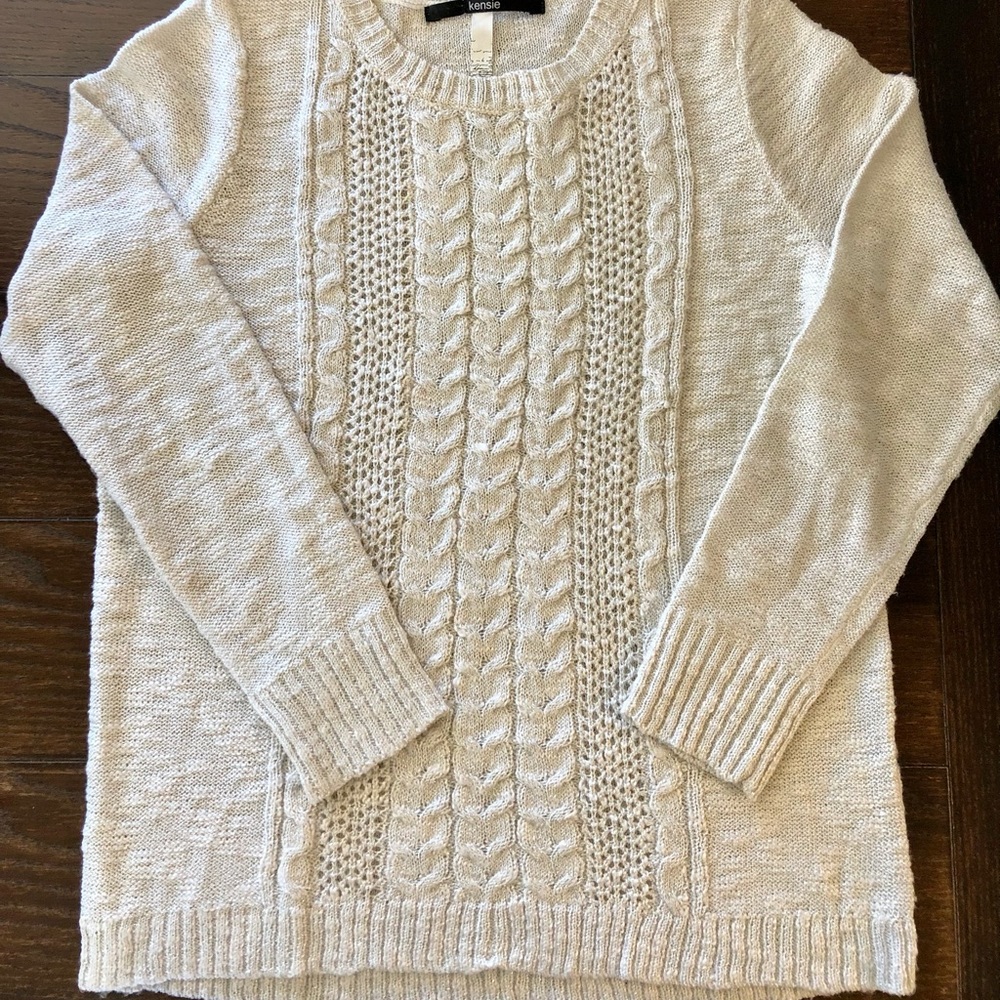 Kensi cream/light oat sweater with hint of silver sheen